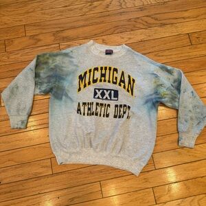 Michigan Wolverines Crewneck
